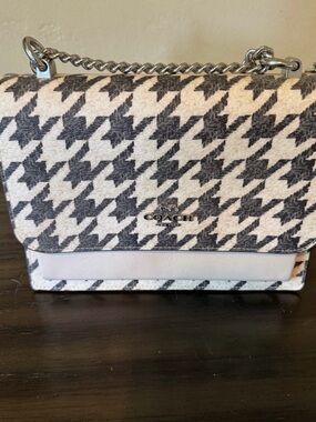 Coach Houndstooth Chain Shoulder Bag in Black and White